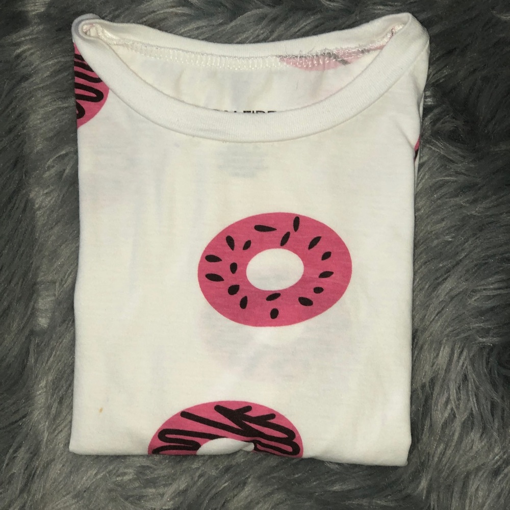 Donut crop top